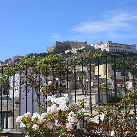 B&B Trieste&Trento Naples Exterior photo